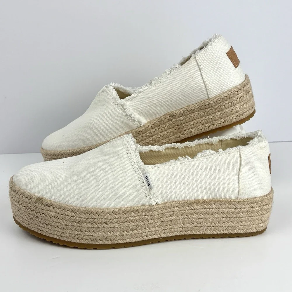 TOMS Valencia Platform Espadrille Slip On White Canvas Shoes 8 NWT Coastal